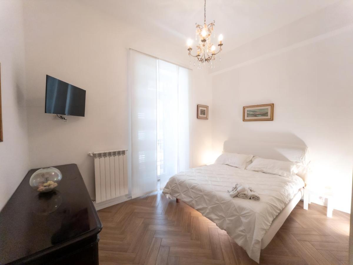 Luxury Bnb Pisacane Lägenhet Bari Exteriör bild