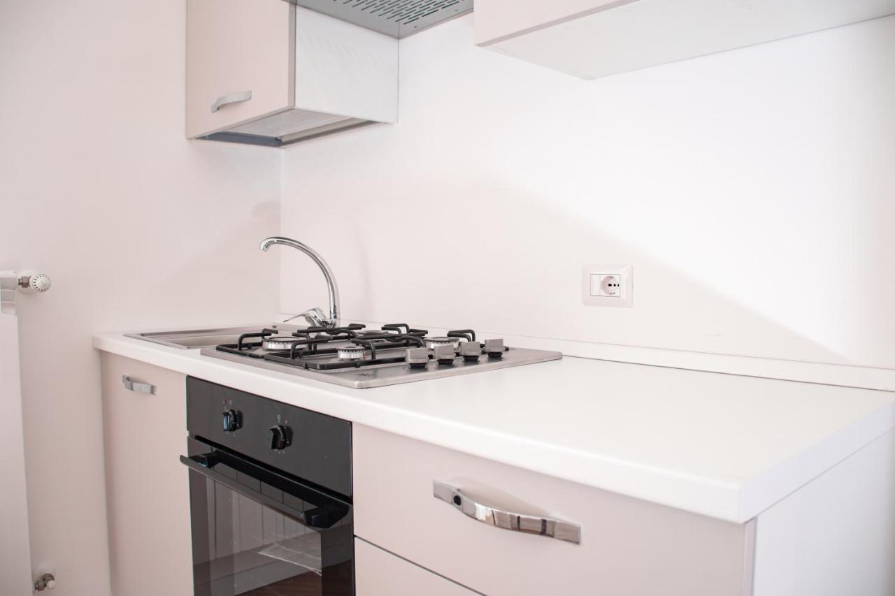Luxury Bnb Pisacane Lägenhet Bari Exteriör bild